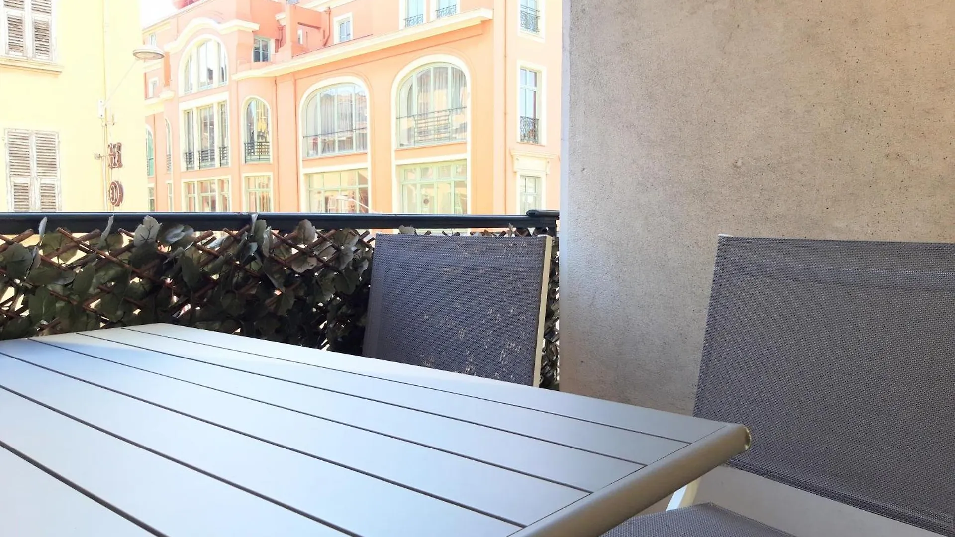 Apartment Luxueux 3P En Plein Coeur De Nice